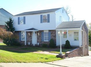 97 Skyvue Dr, Pittsburgh, PA 15234