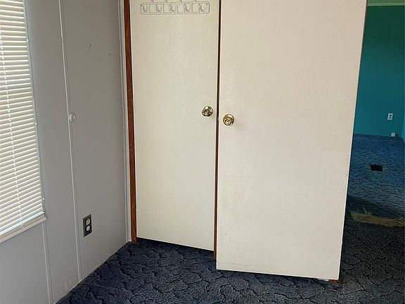 4th image of 4583 Riverwood Cir