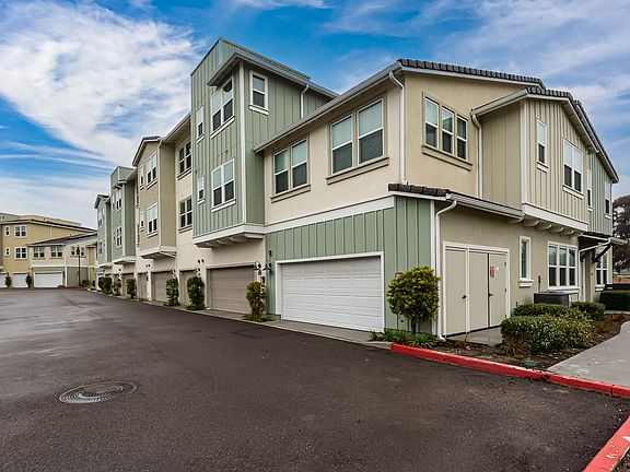 3rd image of 1120 Sea Glass Way #1