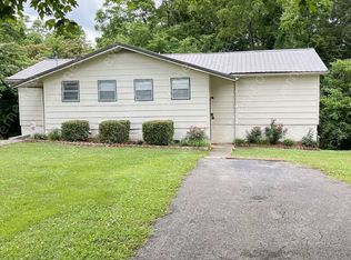 305 Pearl St UNIT B, Chickamauga, GA 30707