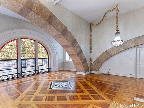3rd image of 205 E 16th Street 3f #3F