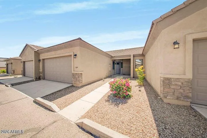 846 N Pueblo Dr #139