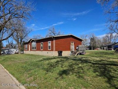 215 2nd St W, Taylor, ND, 58656