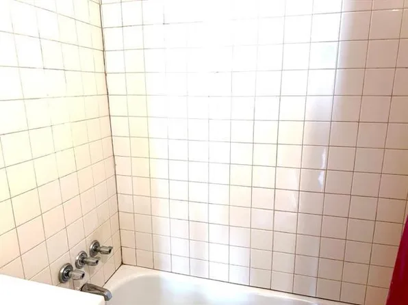 79 Pamrapo Avenue image 13 of 25