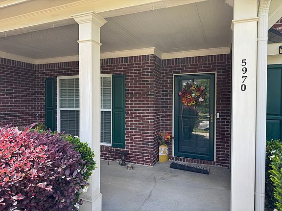 3rd image of 5970 Raventree Ct