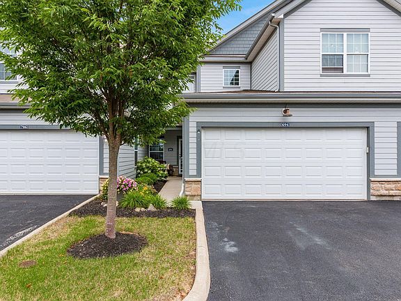 2nd image of 694 Redwood Ln