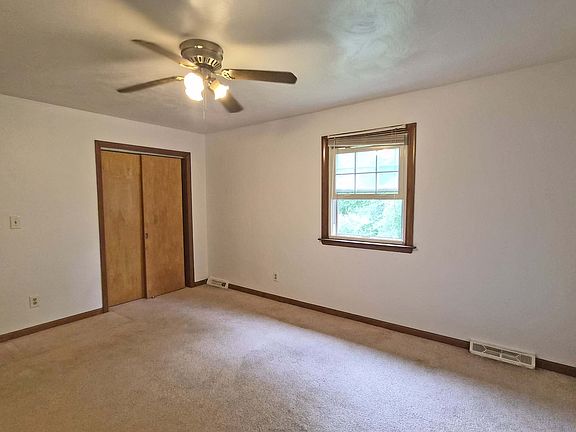 5th image of 3972 S Schenley Ave