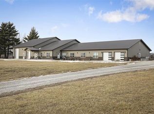 8944 Southpoint Dr, Richmond, MO 64085