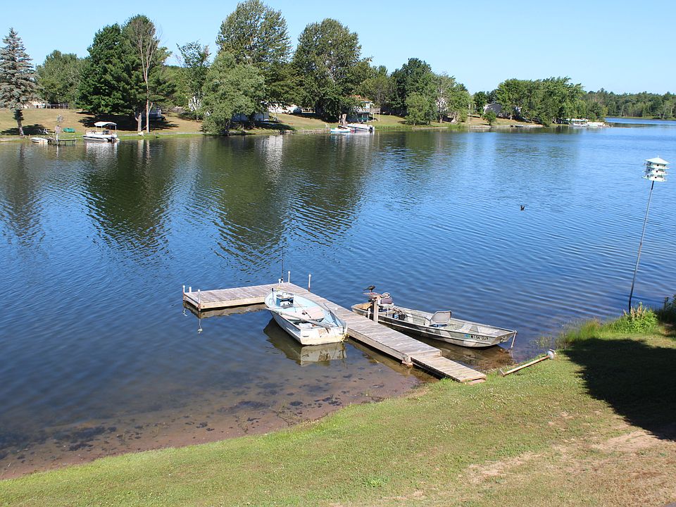 1st image of 340 Gitchegumee Dr
