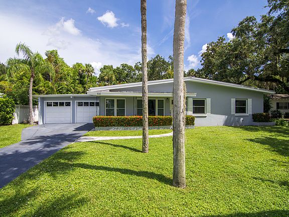 2nd image of 641 Bougainvillea Ln