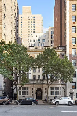 Rented by Sotheby's International Realty | media 23