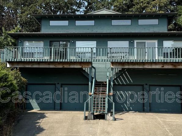 1555 Fircrest Ct SE #1