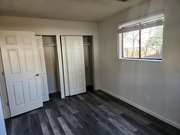 2304 S Williams St — Photo 6