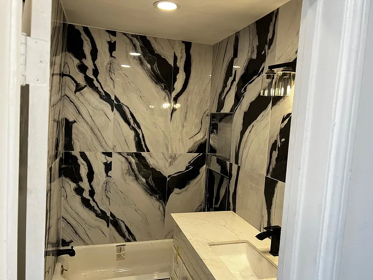 7705 Romaine St #4 — Photo 10