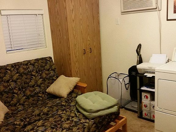 2nd image of 802 N Wild Walnut Dr