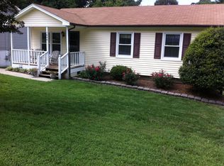 1806 Opal Dr, Greensboro, NC 27403