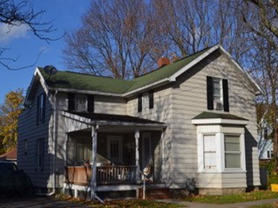 1st image of 37 Belden St