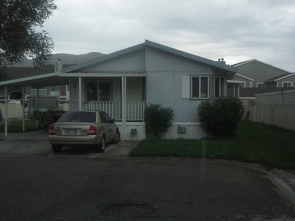 House Front / Corner Lot