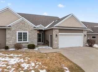 2938 Ivory Rd NE, Rochester, MN 55906