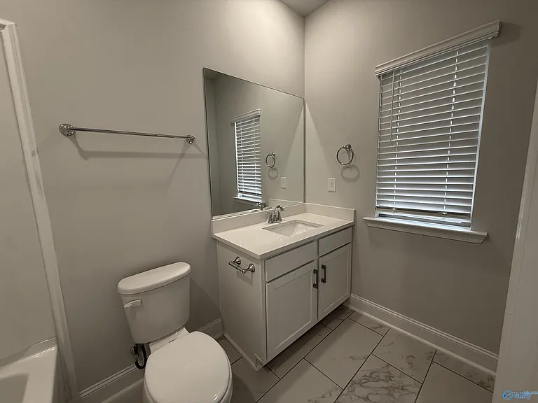 22882 Ansley Dr — Photo 12