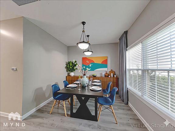 3rd image of 857 Glynn Oaks Dr