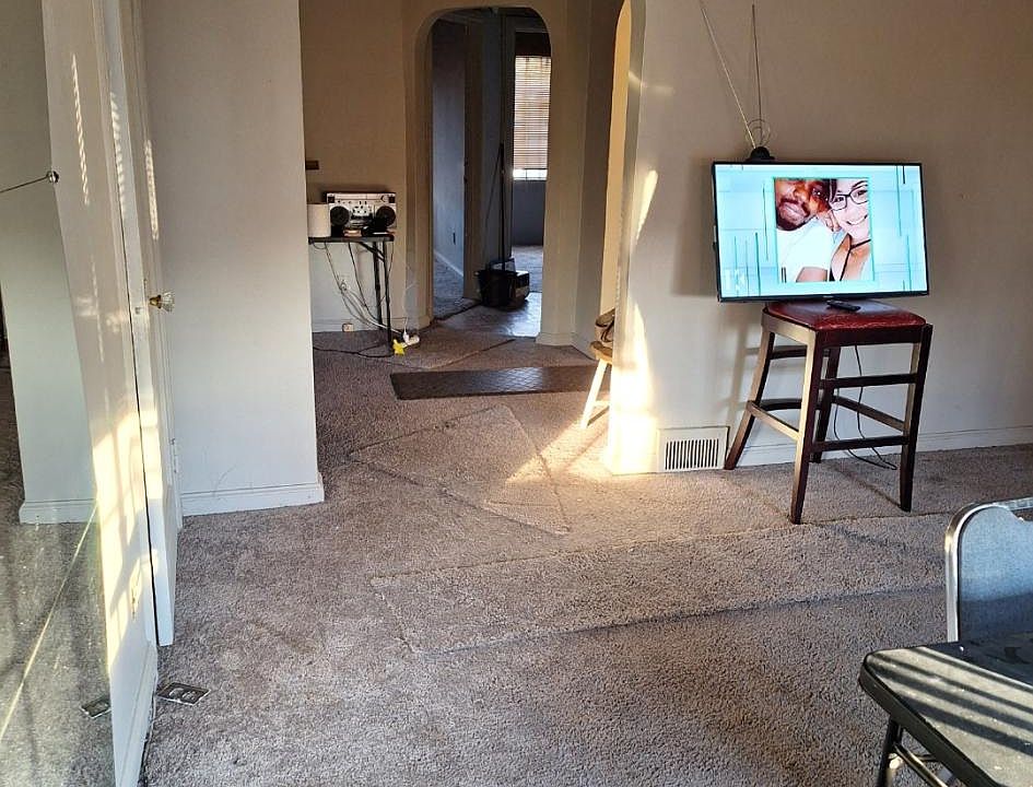 2nd image of 9248 Sorrento St