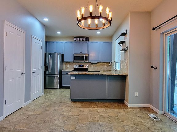 5th image of 3008 NE 181st Ave
