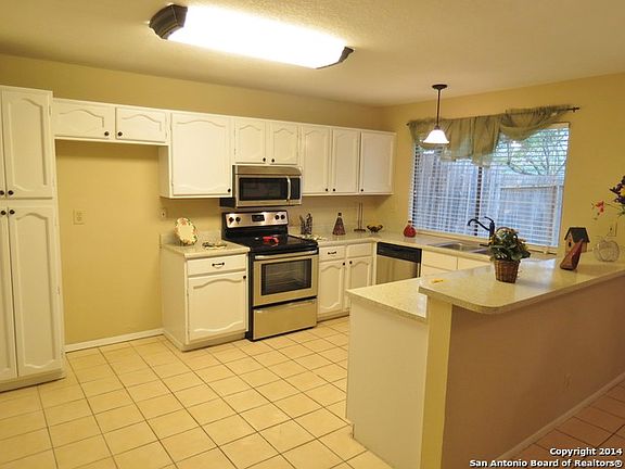 4th image of 11818 Ocean Spring Dr