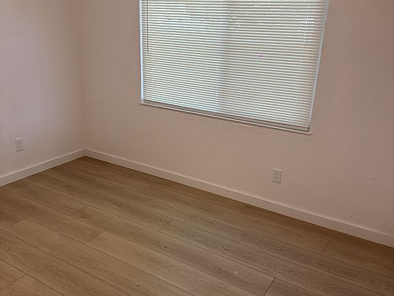 5th image of 2022 36th Ave #6