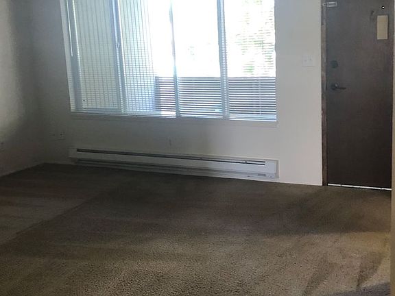 5th image of 2509 N Stevens St #7