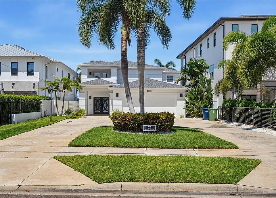 24 Adalia Ave