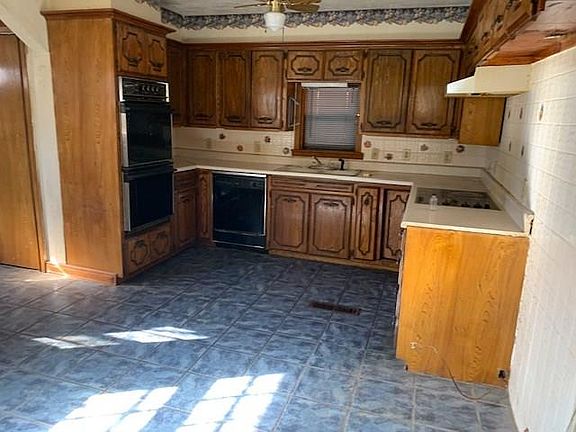 2nd image of 307 S Howard Ave