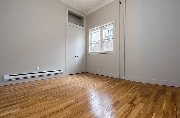 Rented by P Management | media 132