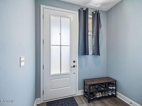 4th image of 315 Harper Village Way