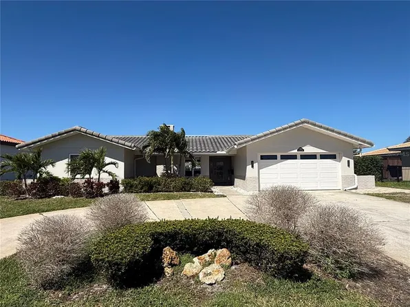 1929 Iowa Ave NE, Saint Petersburg, FL 33703