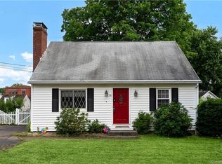 39 Matthews St, Southington, CT 06489