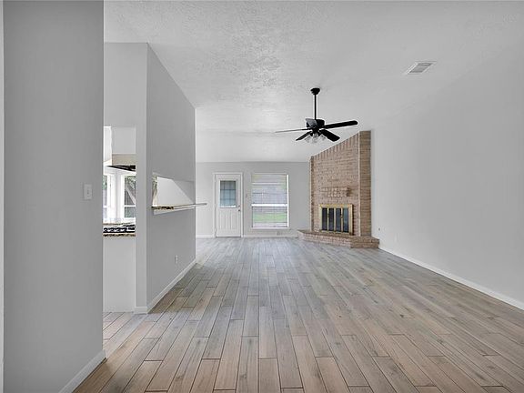 2nd image of 15510 Pebble Lake Dr