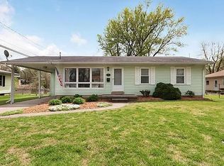 101 Village Dr, Collinsville, IL 62234