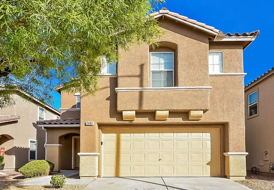 2404 Cockatiel Dr
