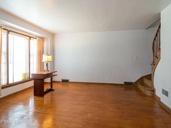 2nd image of 5125 N Oketo Ave