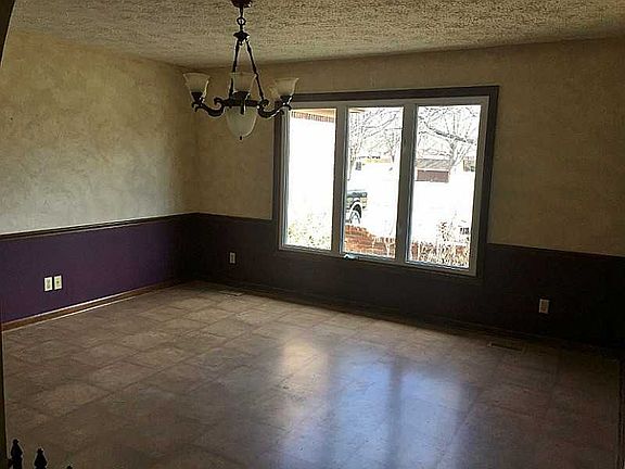 5th image of 1278 Normandie Ct