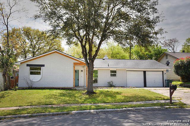 1st image of 7814 Grass Hollow St
