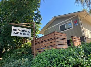 2700 SE Stark St APT 3, Portland, OR 97214