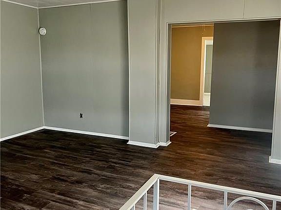 2nd image of 905 S 22nd St
