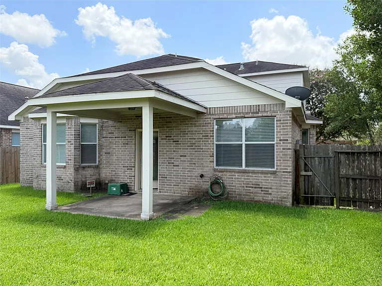 12315 Gentlebrook Dr — Photo 30