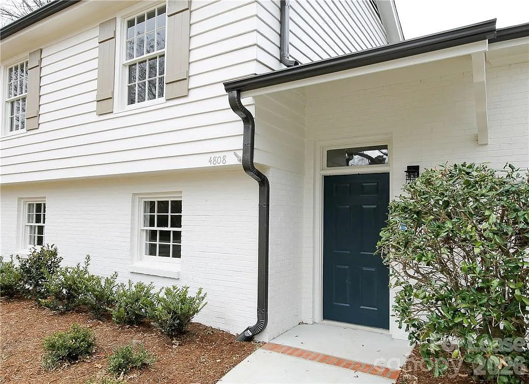 4 bed, 3.0 bath, 1781 sqft, $3,800 — Photo 2