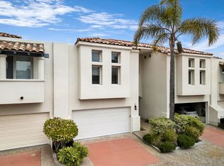 6435 Zumirez Dr APT 2, Malibu, CA 90265