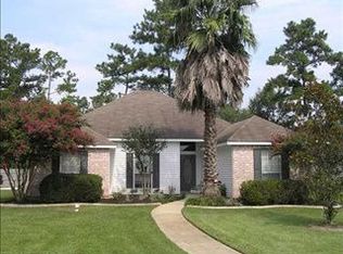 2210 Rue Weller, Mandeville, LA 70448