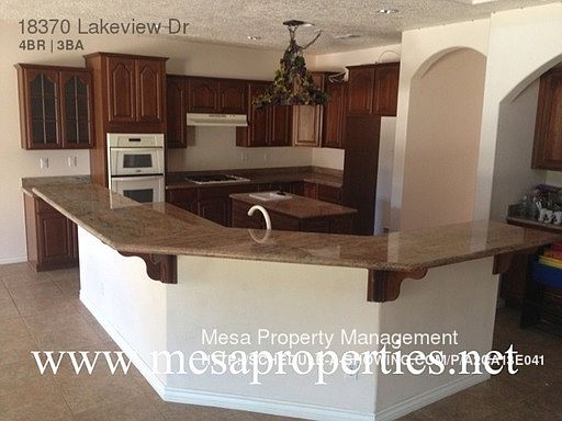 3rd image of 18370 Lakeview Dr