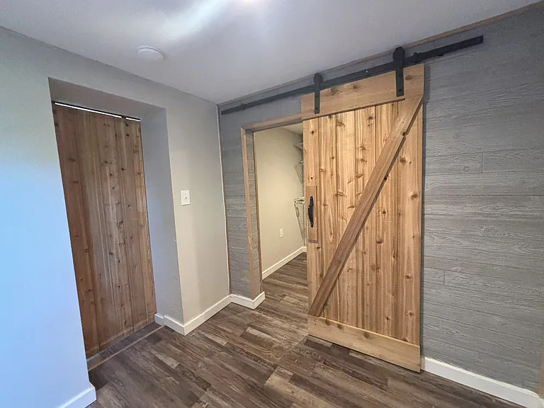 814 Chester Ave #B — Photo 9